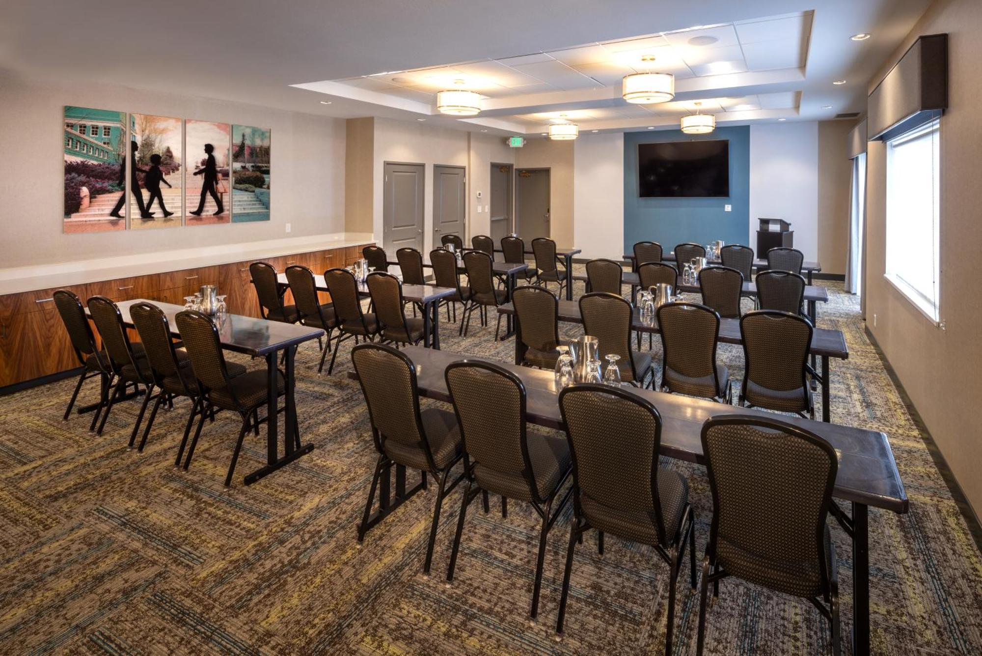 Hampton Inn Пульман Экстерьер фото