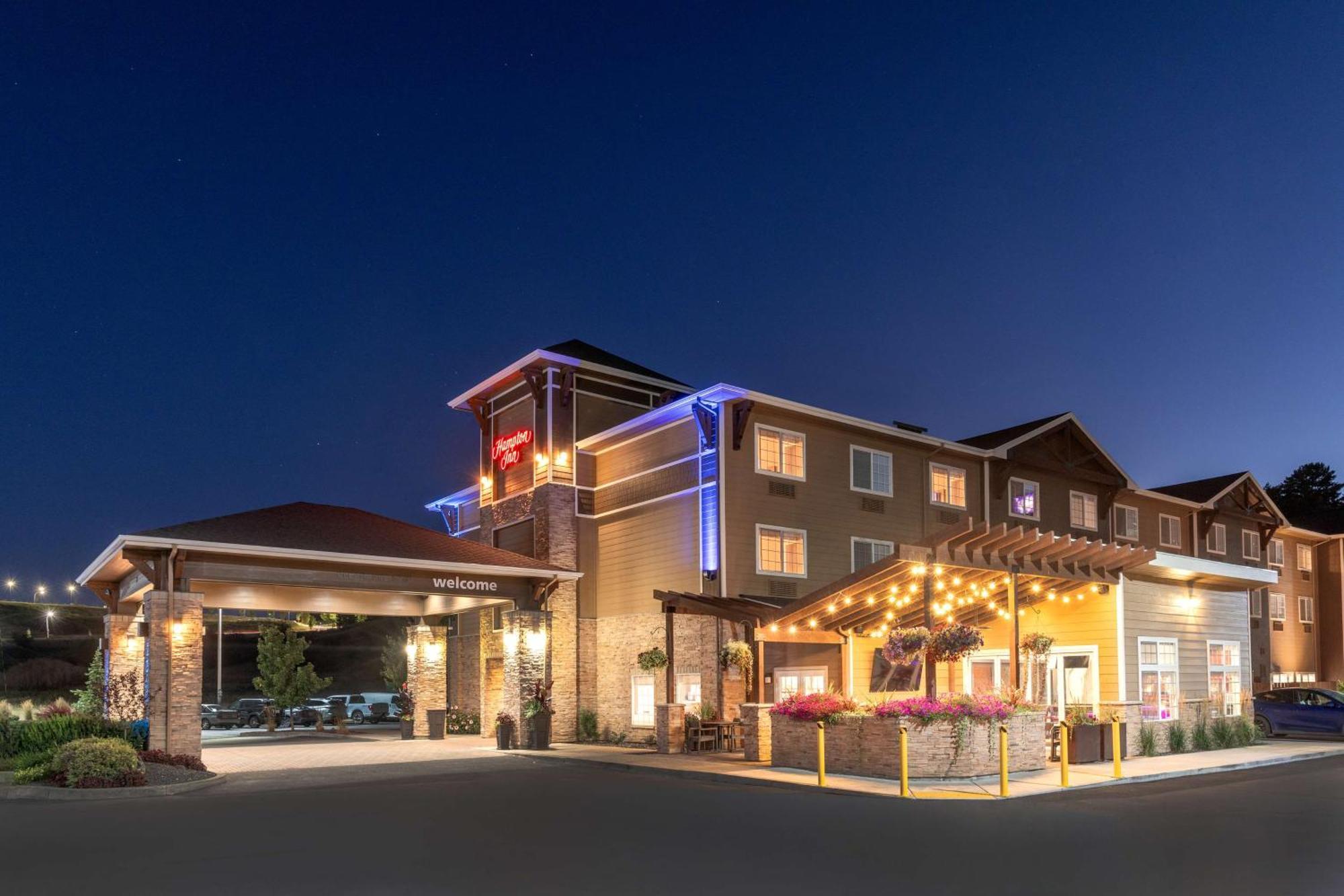 Hampton Inn Пульман Экстерьер фото