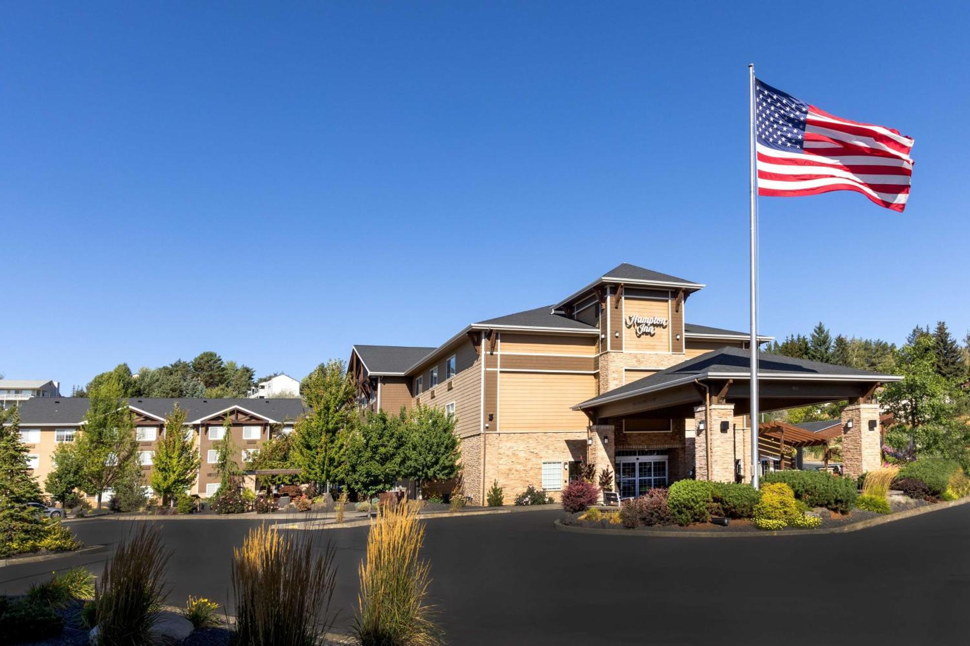 Hampton Inn Пульман Экстерьер фото